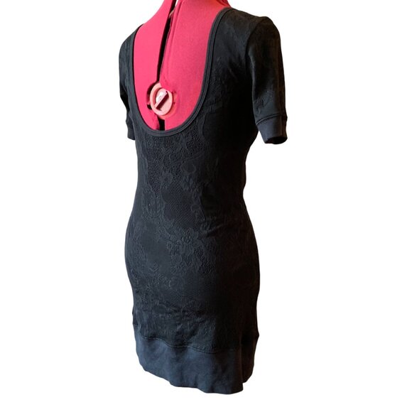 FoxyJeans Black bodycon pencil with low back - Lace-Pattern Dress – Size M - Picture 3 of 12